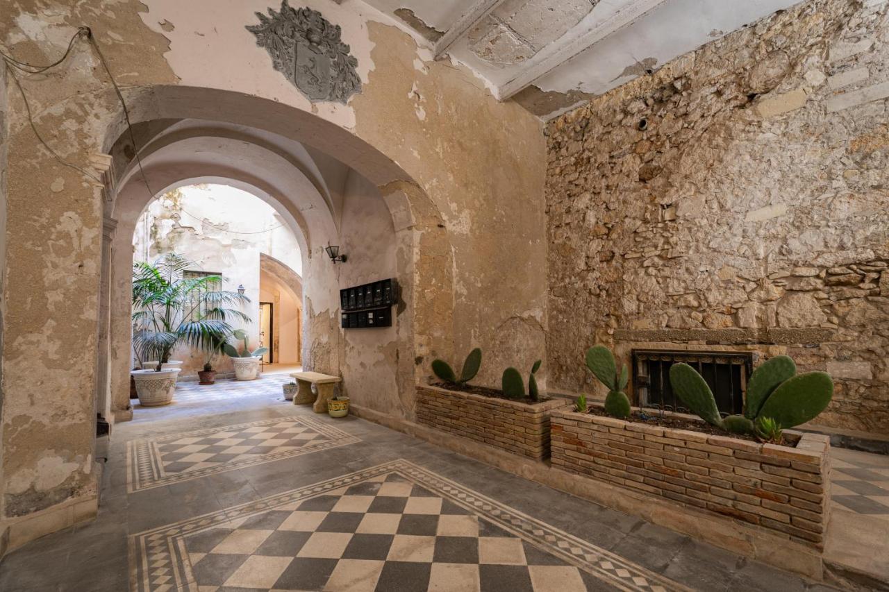 Casa Meti, Exclusive Apartment In Ortigia シラクーサ エクステリア 写真